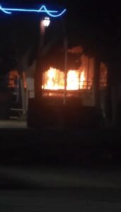 Incendio en el camping del SEC generó preocupación en Rawson