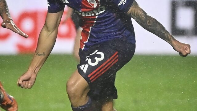 Thiago Almada apareció en el descuento y River venció 2-1 a Atlético Tucumán