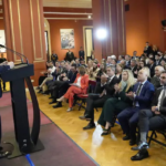 La Casa Rosada pidió a los legisladores de LLA defender el rumbo económico y evitar cruces con los gobernadores