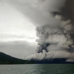 Anak Krakatoa volvió a entrar en actividad y reavivó el recuerdo de la devastadora erupción de 1883