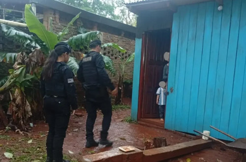 “Estoy saturada, no puedo más”: una mujer de 32 años pidió ayuda en una comisaría tras quedar sola a cargo de sus cinco hijos