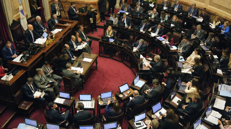El Senado sancionó la Ley de Inocencia Fiscal II y el Gobierno busca que los ahorros no declarados ingresen al sistema