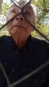 Un abuelo pidió ayuda desde un geriátrico y aseguró que su sobrino dejó de visitarlo