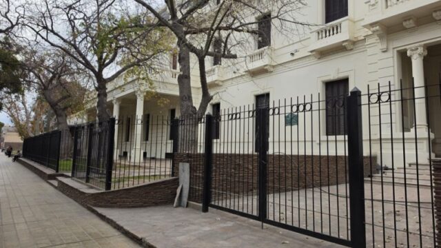 Culminó la restauración integral de la fachada del Hospital Rawson