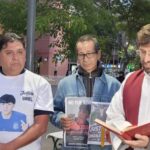Dos familias reclaman justicia por muertes de adolescentes en San Juan
