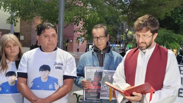 Dos familias reclaman justicia por muertes de adolescentes en San Juan