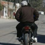 Dos motochorros asaltaron y golpearon a una jubilada en Pocito