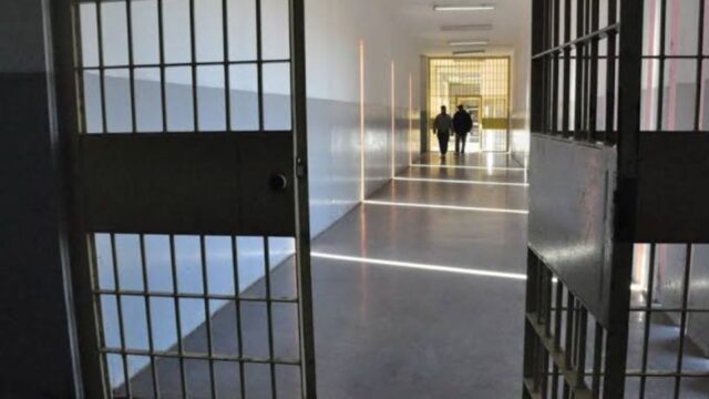 Elevan a juicio la muerte de un detenido en la cárcel de Bouwer