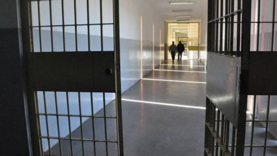 Elevan a juicio la muerte de un detenido en la cárcel de Bouwer