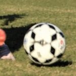 Futbolista de 53 años muere en pleno partido en 25 de Mayo