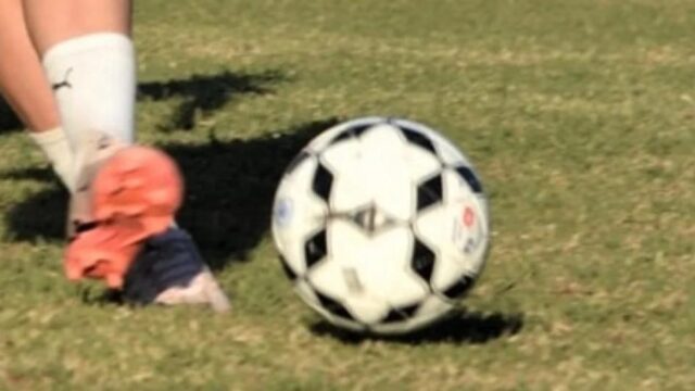Futbolista de 53 años muere en pleno partido en 25 de Mayo