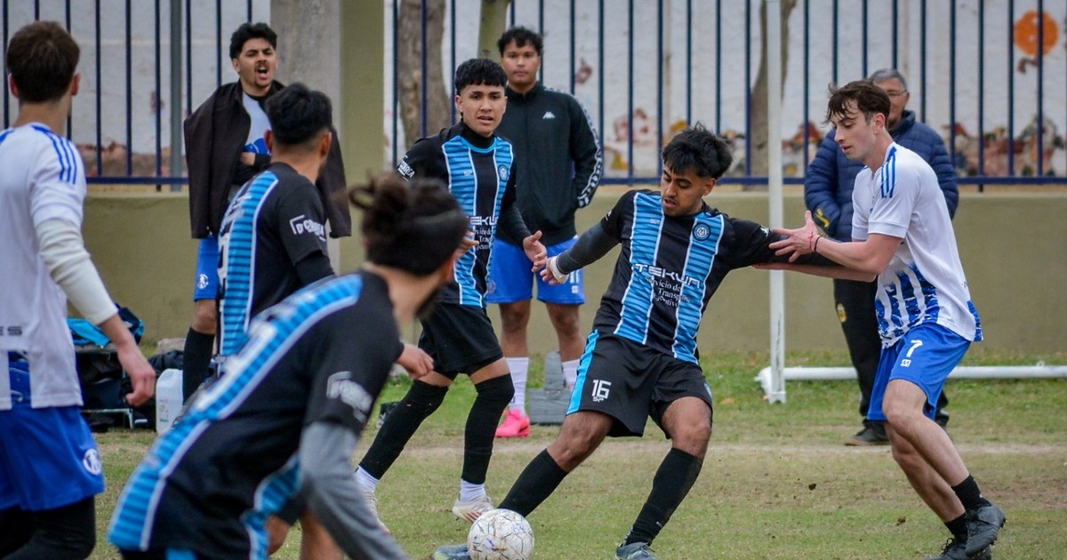Liga Universitaria: Goles y emociones en la primera fecha