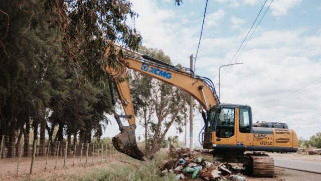Limpian infraestructura hídrica en San Martín y 25 de Mayo