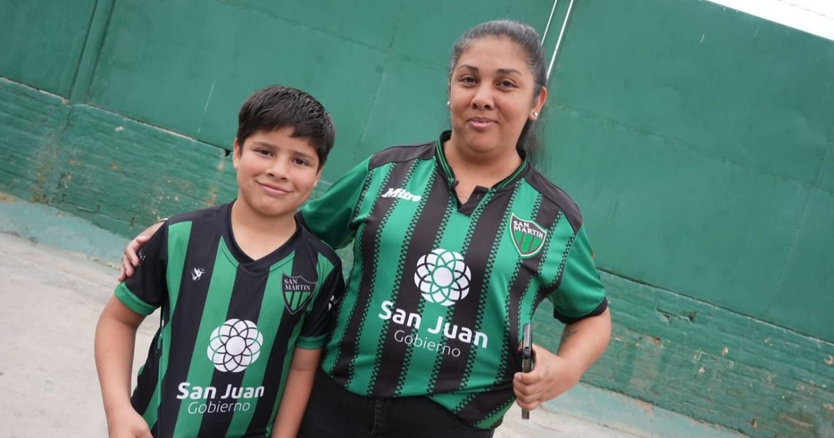 Mamás verdinegras celebraron su día en las tribunas del Pueblo Viejo