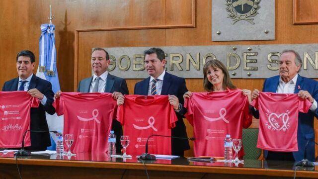 Orrego lanzó maratón para concientizar sobre cáncer de mama