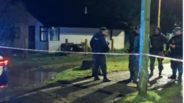 Padre mata a su hija de 3 años y ataca a su pareja en Villa La Angostura