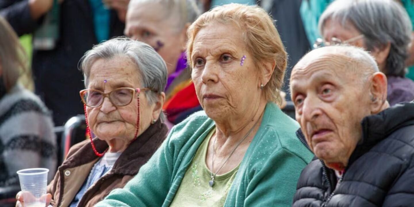 Qué es el aguinaldo de reparación histórica que cobran algunos jubilados