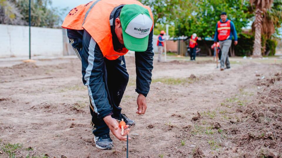 Rivadavia construye una cancha de tejo en la plaza de Marquesado