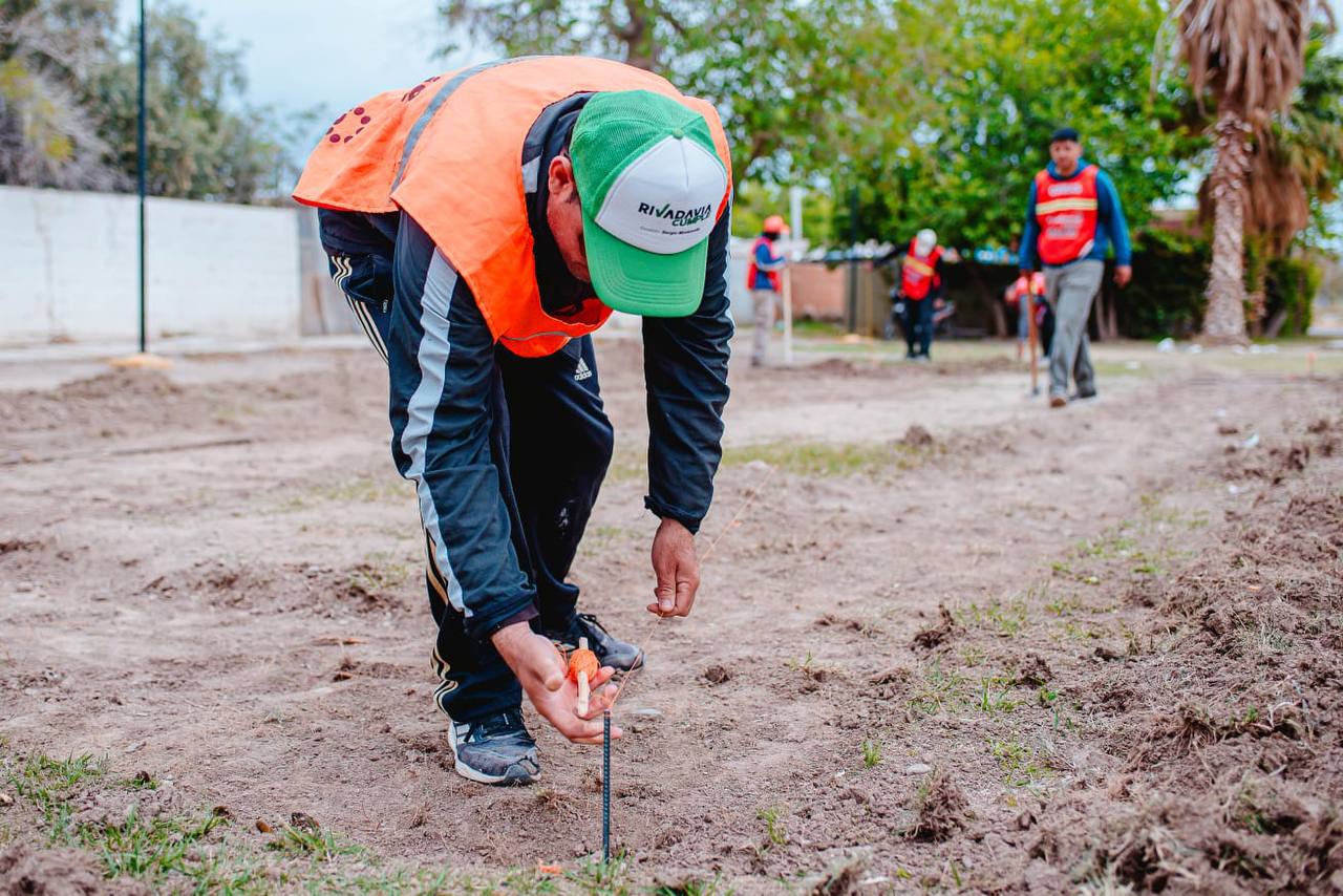 Rivadavia construye una cancha de tejo en la plaza de Marquesado