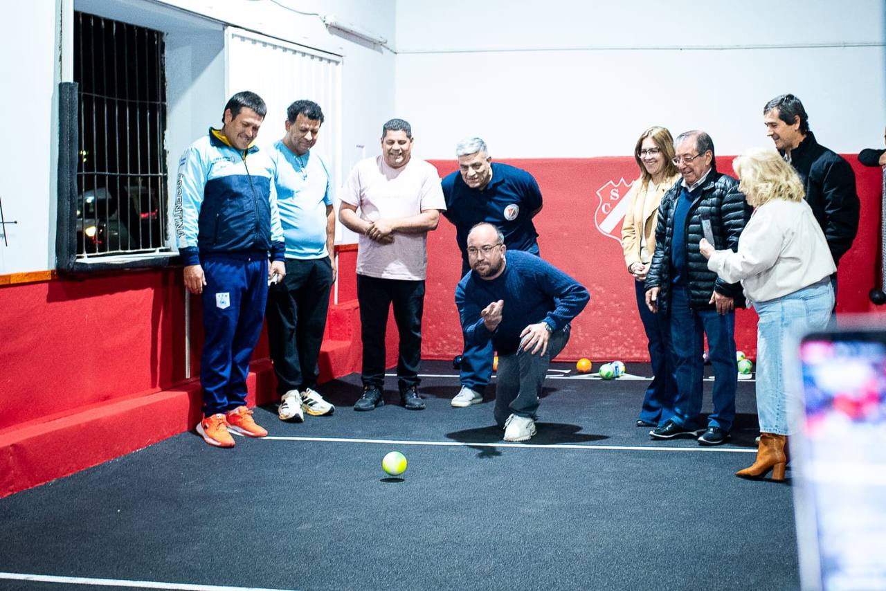 Rivadavia inauguró cancha de bochas en el Club Sanjuanino Junior