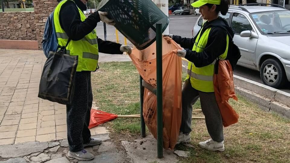 Rivadavia mantiene servicios de limpieza sin pausa durante el fin de semana