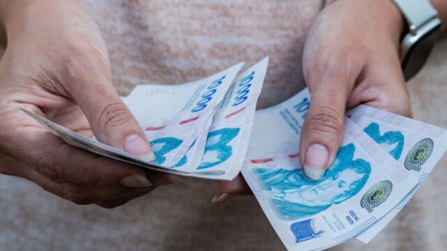 San Juan busca regular los descuentos por deuda en los salarios