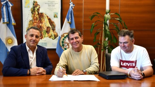 San Juan canjea materiales reciclados por bolsas para separar residuos