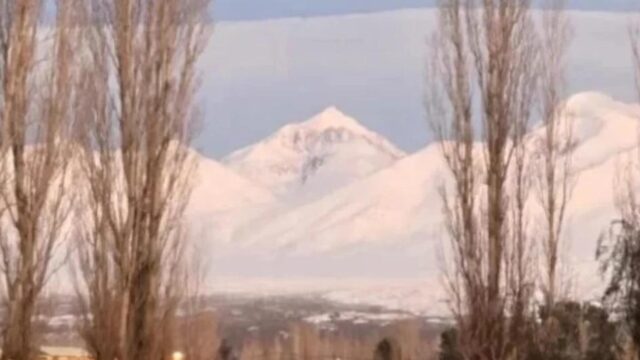 San Juan espera vuelos para relevar datos de nieve en la Cordillera