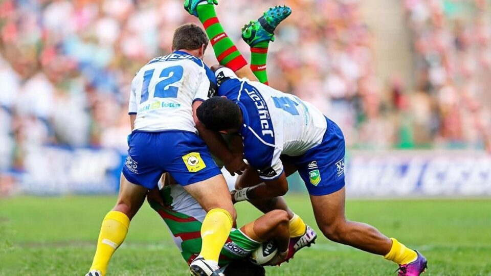 Tackle jabalina provoca escándalo en partido de rugby infantil