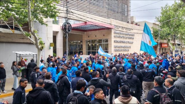 UTA enfrentará multas por el paro de colectivos sin avisar