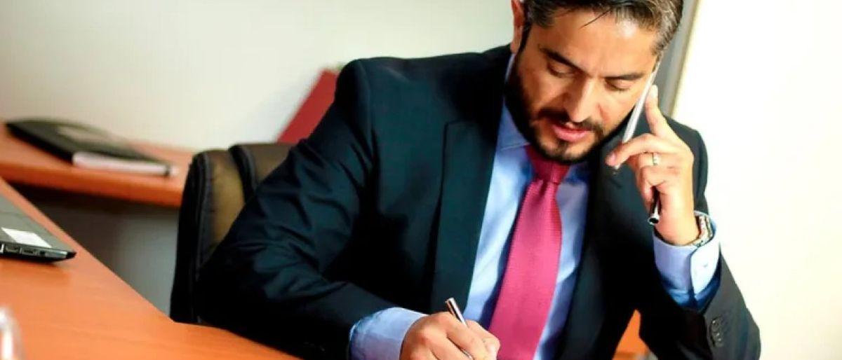 Un juez frenó dos artículos de la reforma laboral de Milei