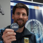 Messi recibió el Doctorado Honoris Causa de la UBA antes de su despedida de la Selección