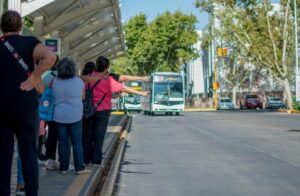 ¿Qué pasa si se sostiene el paro de colectivos en San Juan? Multas diarias y posible pase al fuero penal