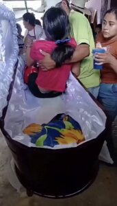 Una joven fue dada por muerta en Guatemala y volvió a moverse dentro de su ataúd