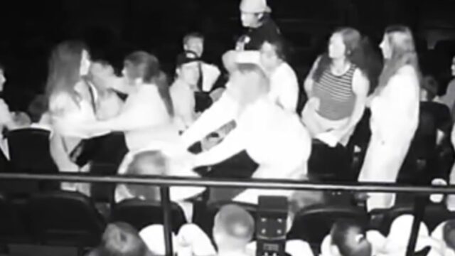 Pelea y ataque con gas pimienta en un cine de Paraná: dos mujeres detenidas