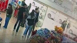 Intentó robar en un bazar del microcentro sanjuanino, la dueña lo enfrentó y terminó detenido