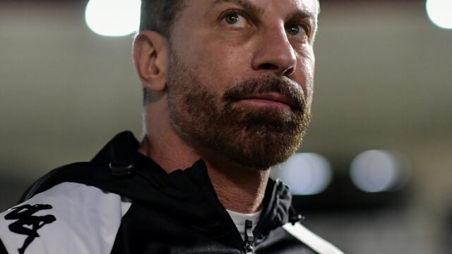 El presidente de Vasco da Gama fue internado por una infección facial antes del partido con Boca